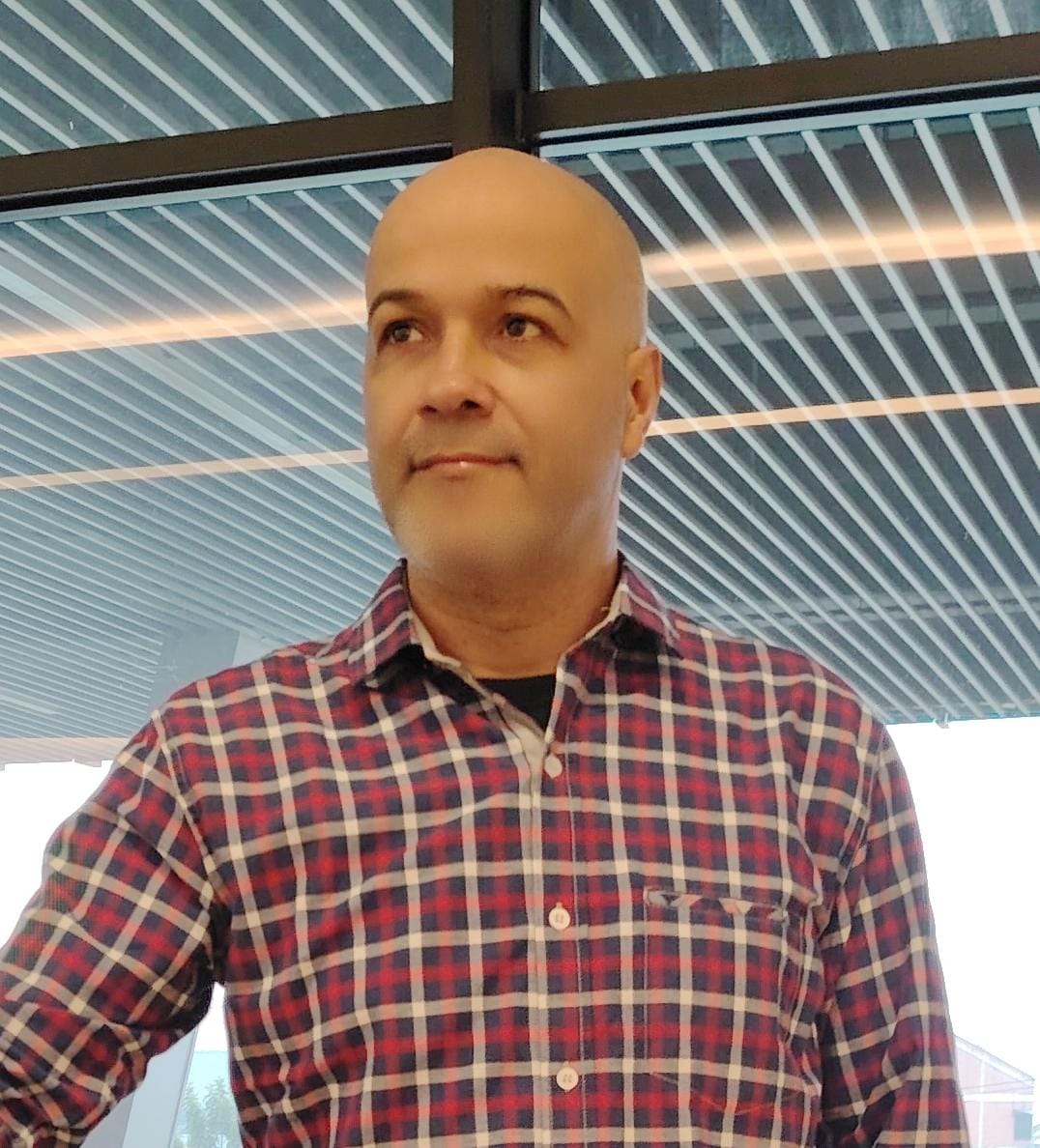 Carlos Molina